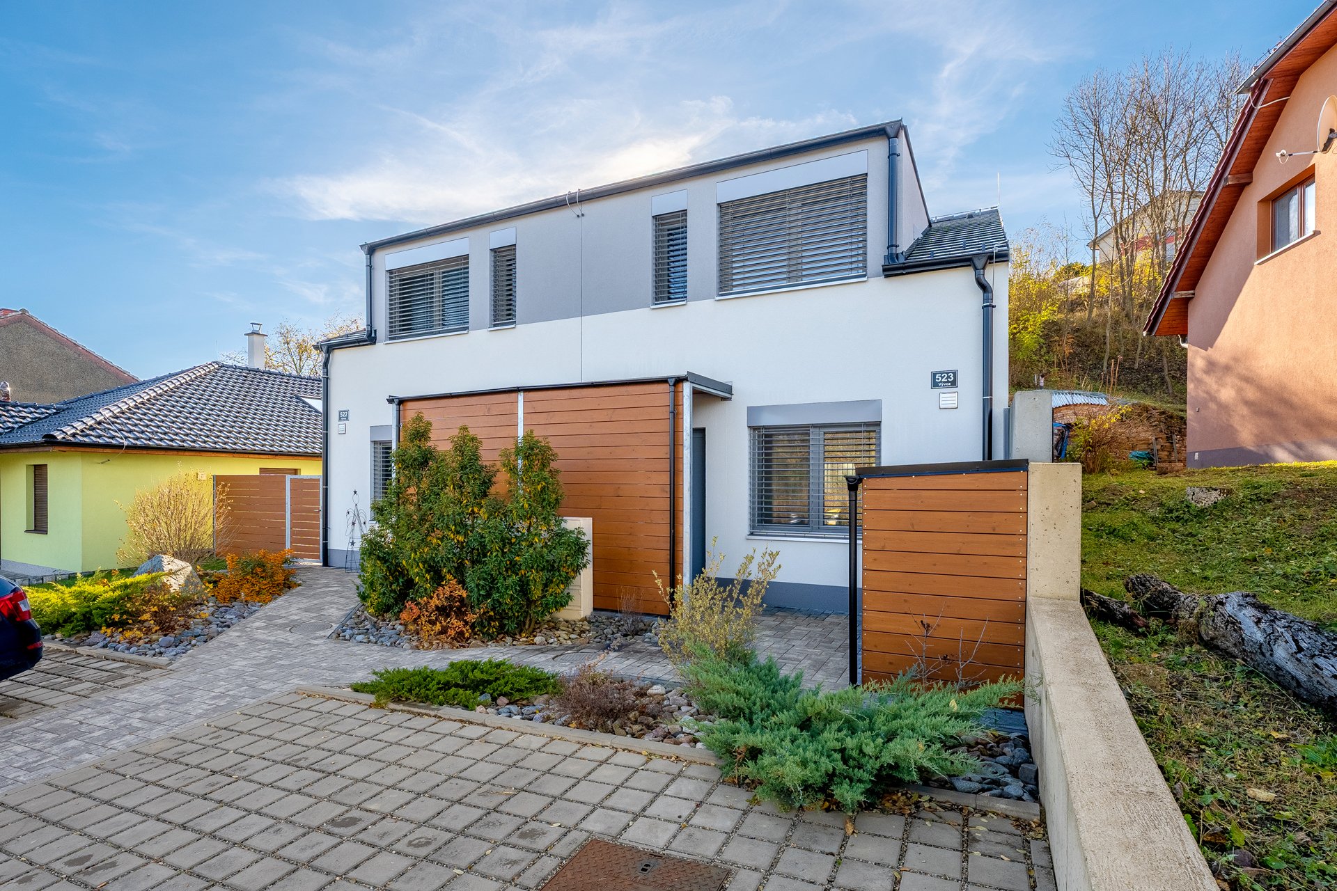 Moderní novostavba RD 3+kk + pracovna ihned k nastěhování